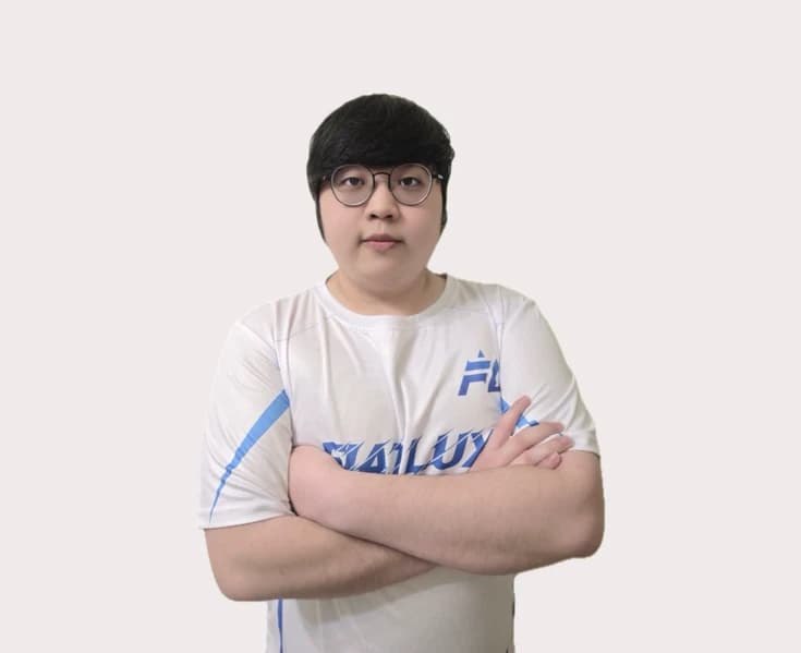 RAYMOMO