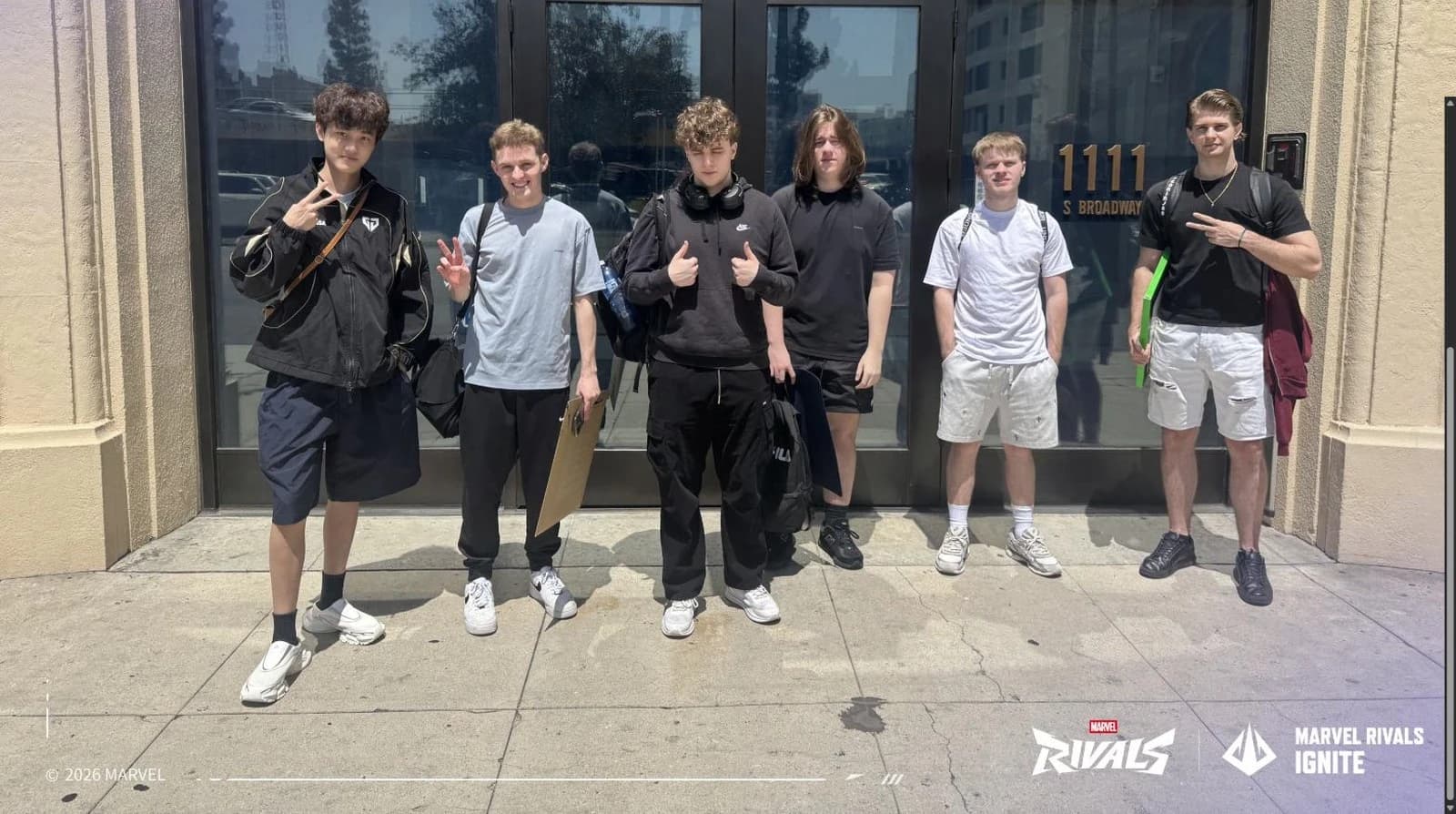 Gen.G arrive in Los Angeles ahead of the Mid-Season Finals. Photo: @RivalsEsports